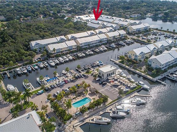 3rd image of 3168 S Moorings Dr S
