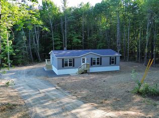 20 Burrough Rd, Dover Foxcroft, ME 04426