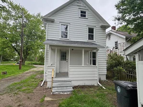 2469 28th St SW, Akron, OH 44314