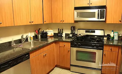 Rented by Manhattan Realty Group