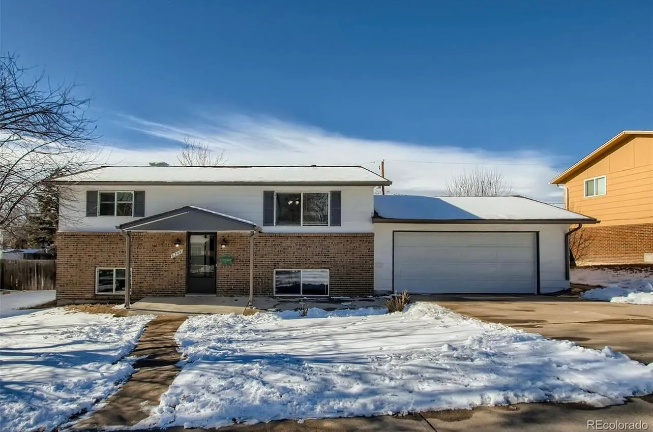 6249 Reed St — Photo 1