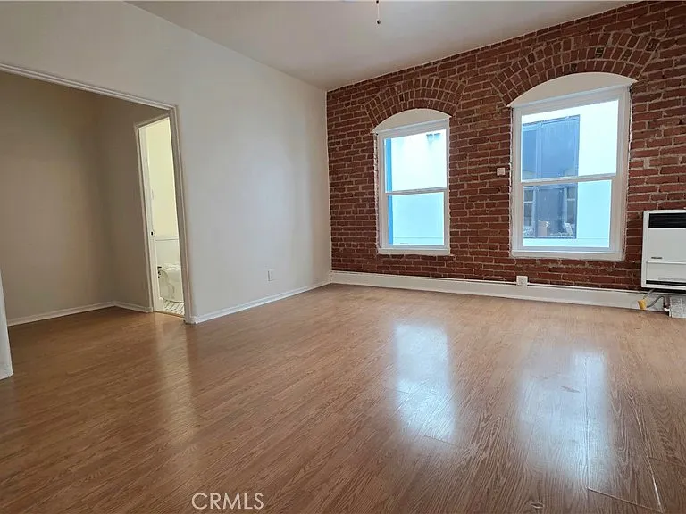 33408 W Sunset Blvd — Photo 4