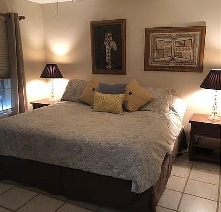 3rd image of 4107 Carriage Dr APT K3