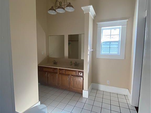 4th image of 238 Leboeuf St