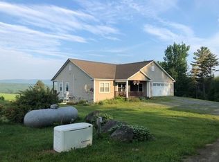 1829 Covered Bridge Rd, Irasburg, VT 05845