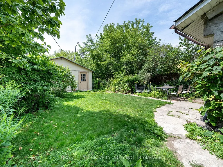 12 Sibley Ave #MAIN AND UPPER — Photo 35