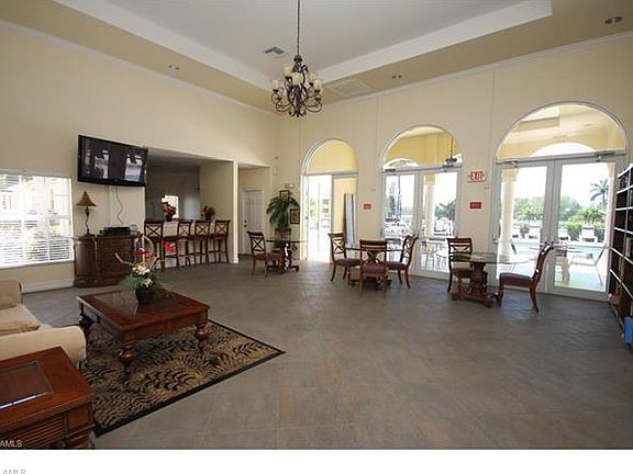 3rd image of 4125 Bellasol Cir APT 223