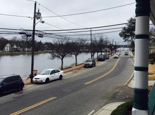 33 Millpond Rd, Port Washington, NY 11050