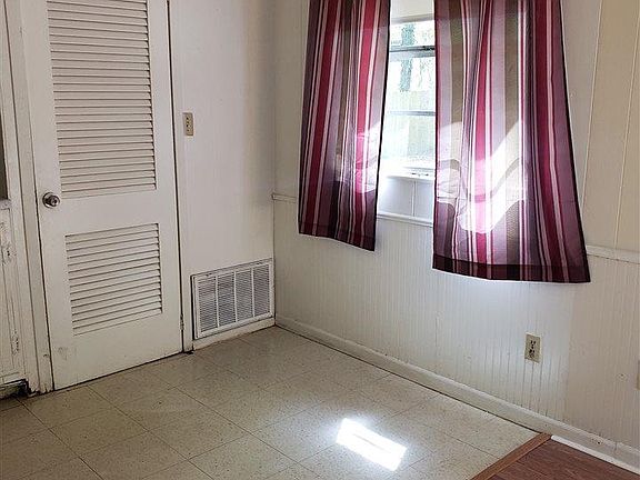 5th image of 6568 Sellers Dr