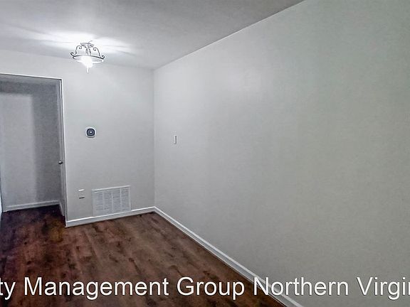 4th image of 800 S Arlington Mill Dr APT 101