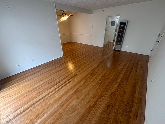 3rd image of 1012 Carol Dr APT 7