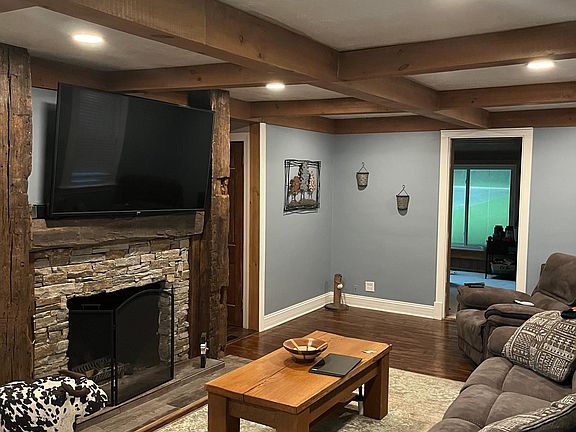 3rd image of 9345 Shady Ln