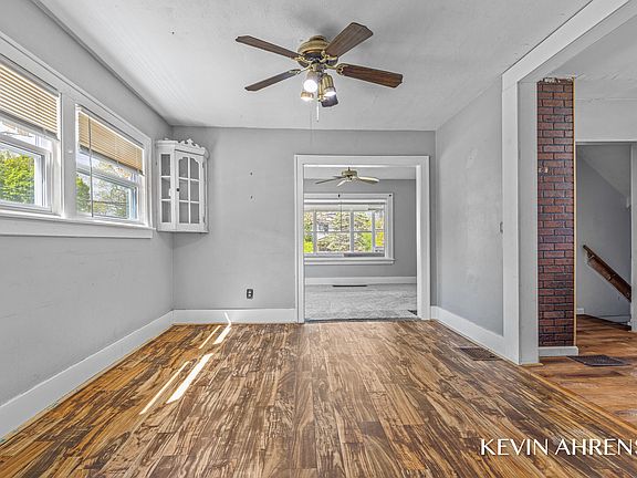 5th image of 1862 Kalamazoo Ave SE