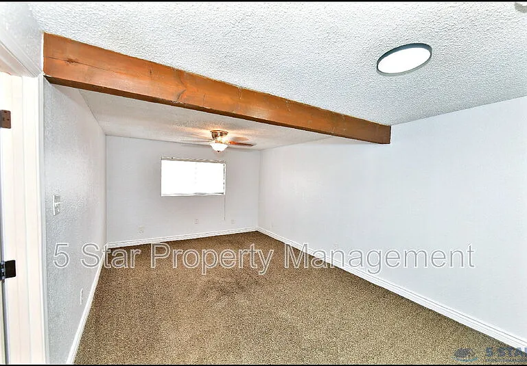 10565 Murphy St — Photo 22