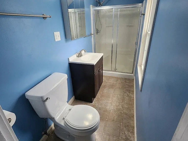 109 Cleveland St — Photo 9