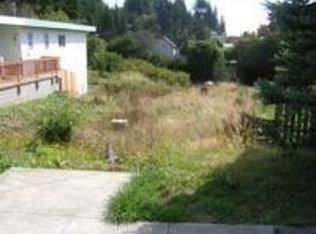 232 N 11th St, Coos Bay, OR 97420