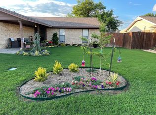 7829 NW Morrocco Dr, Lawton, OK 73505