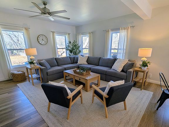 5th image of 207 Twilight Dr