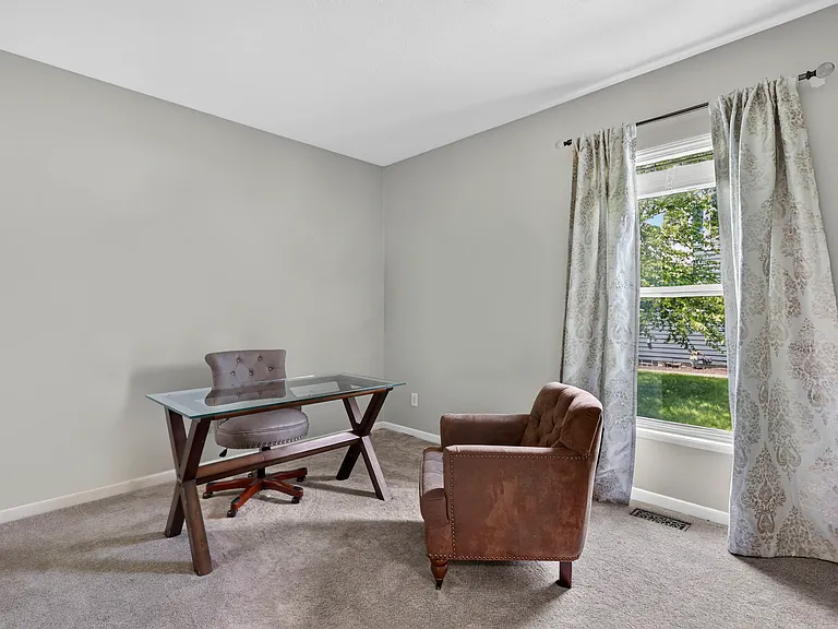 3811 Pine Bank Dr — Photo 24