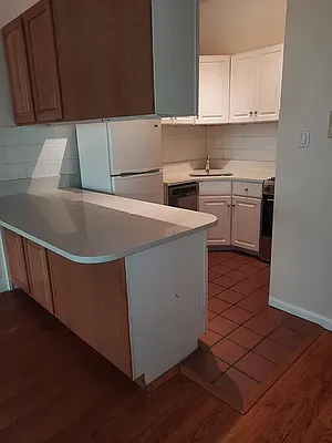 Rented by Green Line Realty | media 6