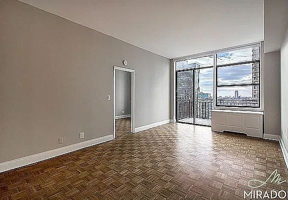 3rd image of 330 E 39th St APT 28M
