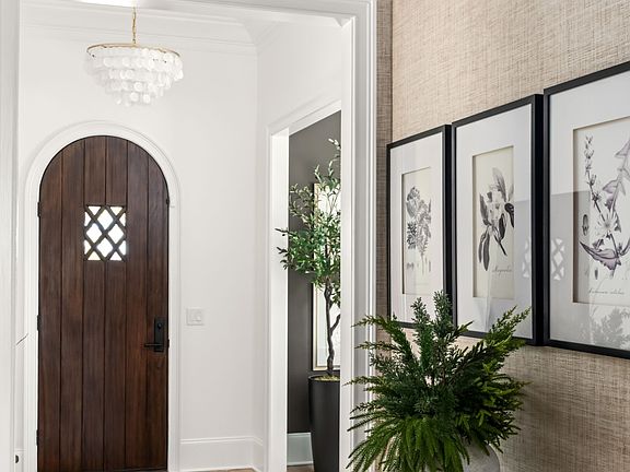 3rd image of 155 Splendor Ridge Dr