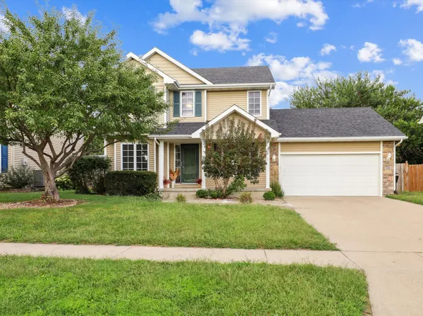 595 SE Cardinal Ln, Waukee, IA 50263