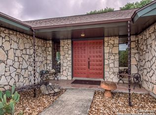330 Mountain Spring Dr, Boerne, TX 78006