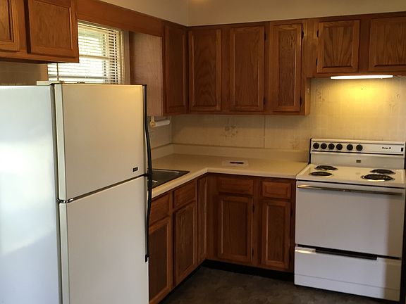 4th image of 1220 Ferndale St