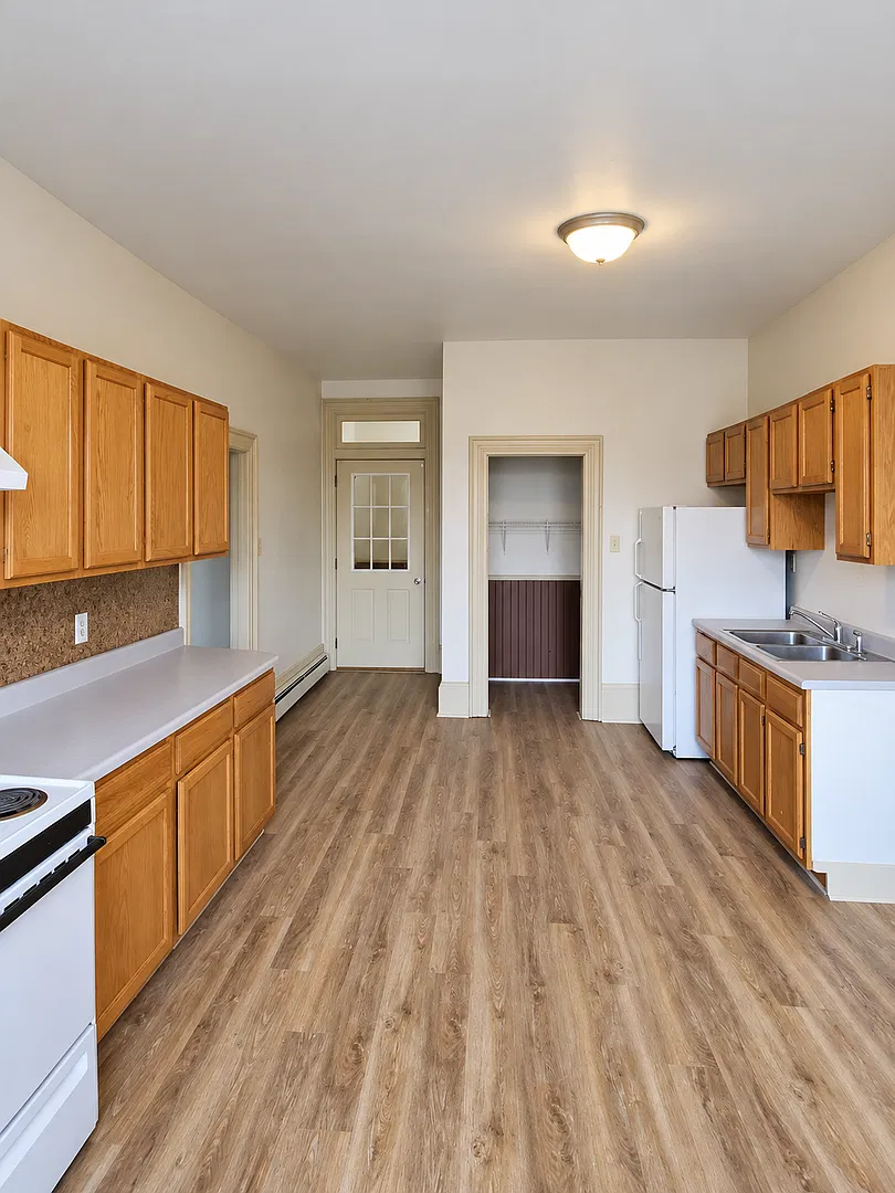 377 White Deer Ave — Photo 3