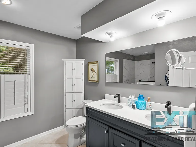 255 Sandy Ln — Photo 25