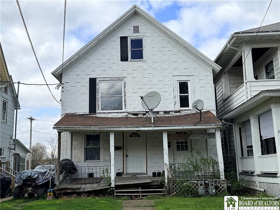 1st image of 305 Tompkins St