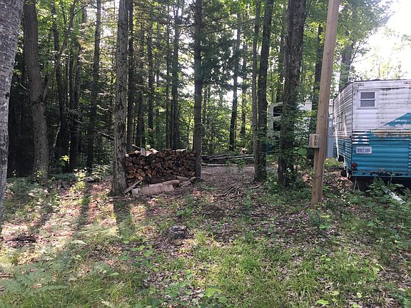 5th image of 588 Kahn Dr