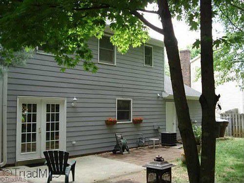 2nd image of 5315 N Oaks Dr