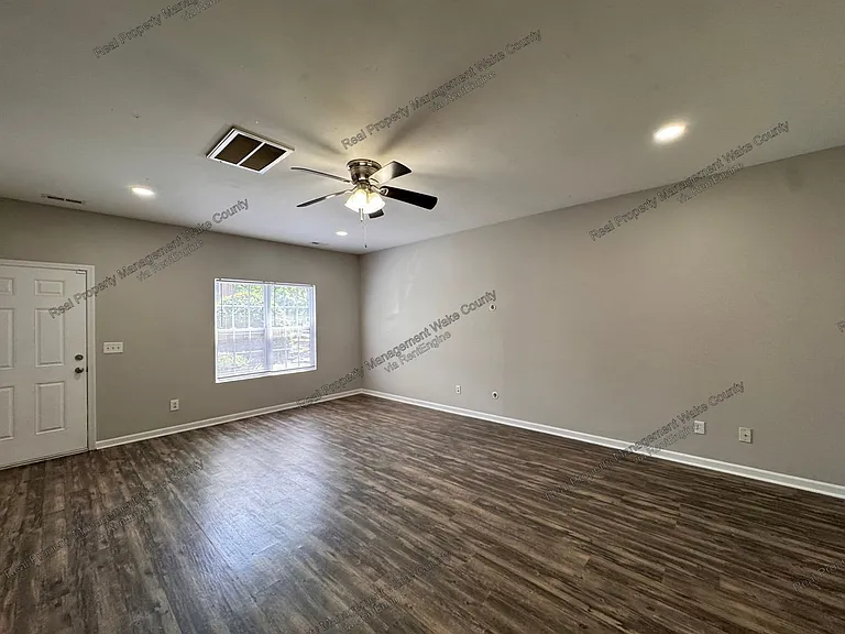 424 Alero Rd — Photo 11