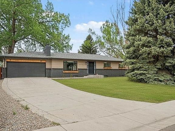 3rd image of 2421 Courtney Dr