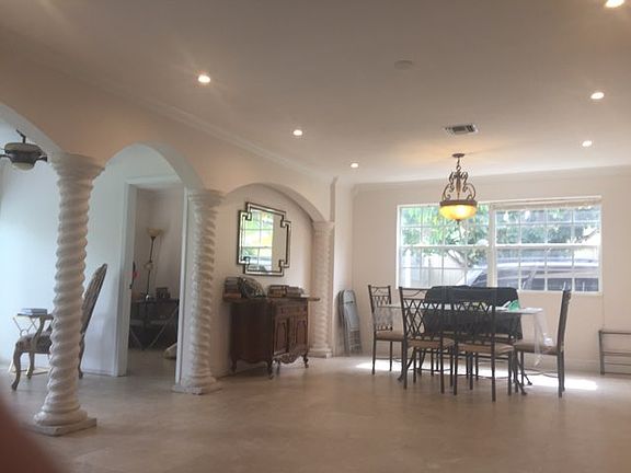 4th image of 1080 NE 178th Ter