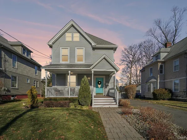 76 E Maple Avenue, Suffern, NY 10901