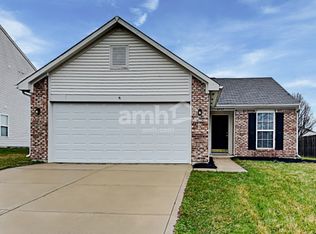 6909 N Karnes Dr, McCordsville, IN 46055
