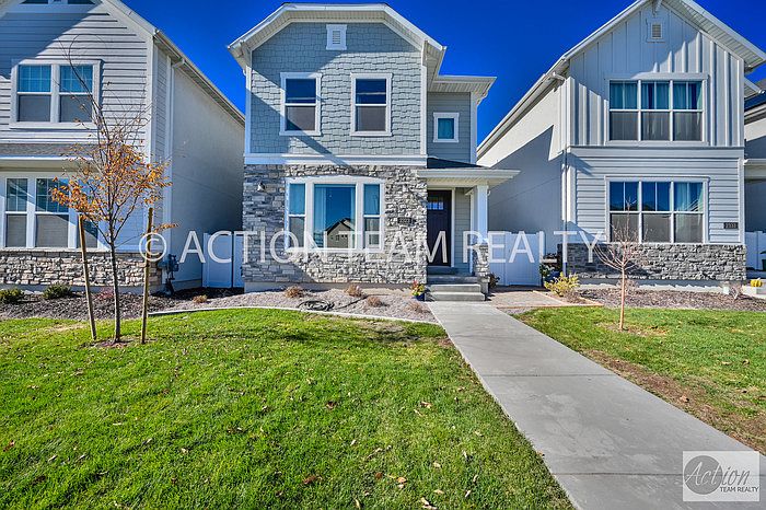 1st image of 2323 N Holbrook Way