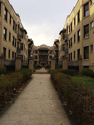 1st image of 5524 S Cornell Ave #1