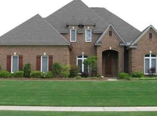 195 Cantabury Ln, Millbrook, AL 36054
