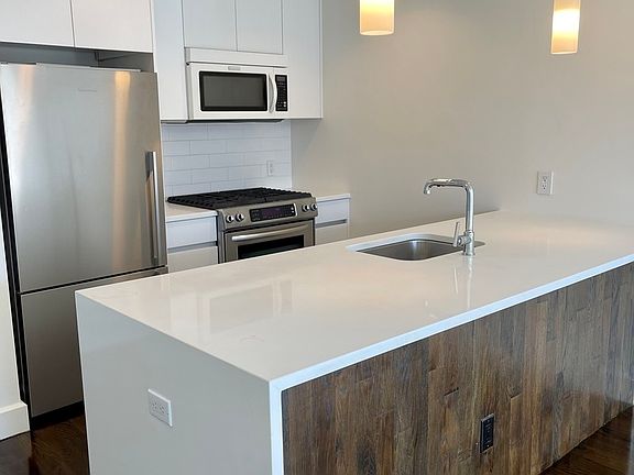 3rd image of 11-25 45th Ave #3E