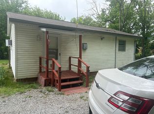 907 N Chamberlain Ave #1/2, Rockwood, TN 37854