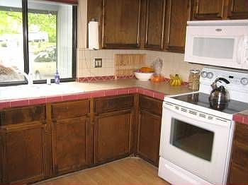 4th image of 8613 NW Old Orchard Dr