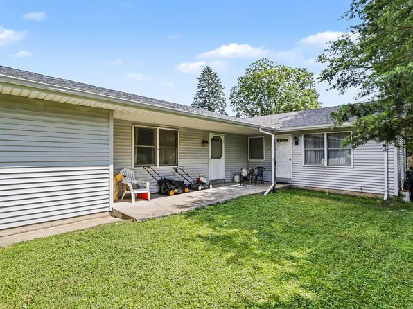 420 Fisher St, Berrien Springs, MI 49103