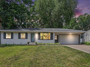 5535 Pinebrook Ave SE, Kentwood, MI 49548