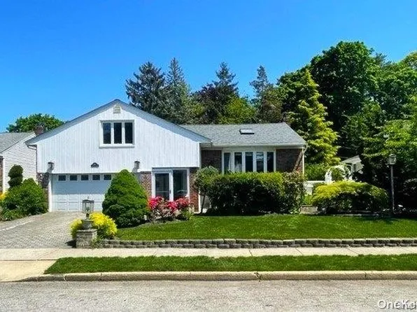 1007 S Carley, North Bellmore, NY 11710
