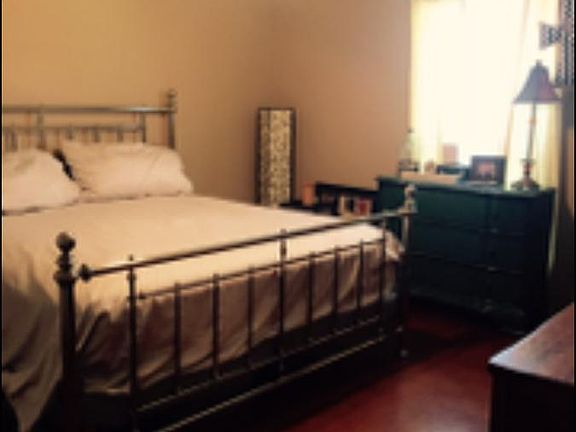 4th image of 8406 Avenue U