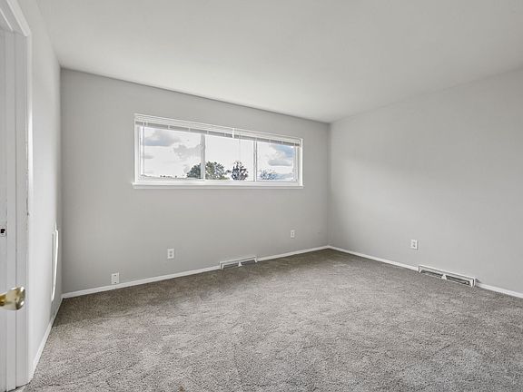 4th image of 3912 W Northern Pkwy #Hilltop4001-c1